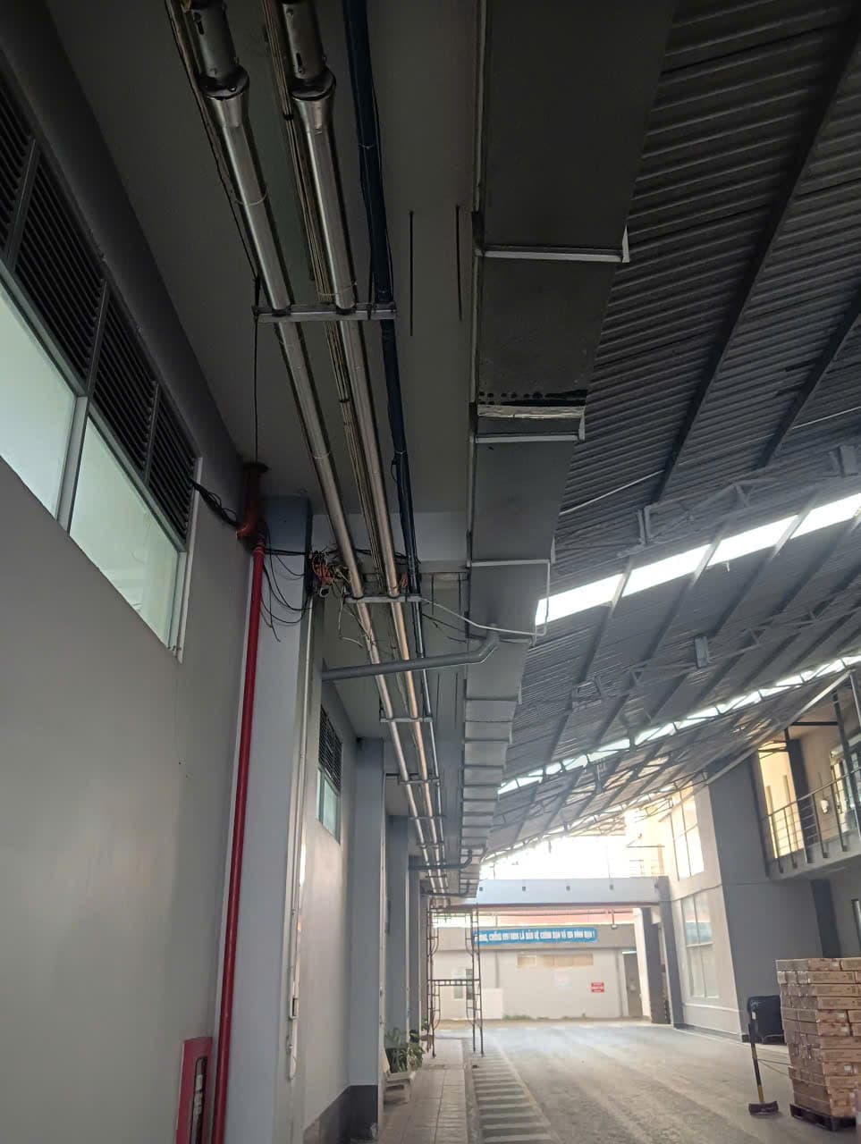 Giá pin năng lượng mặt trời biến động 2026